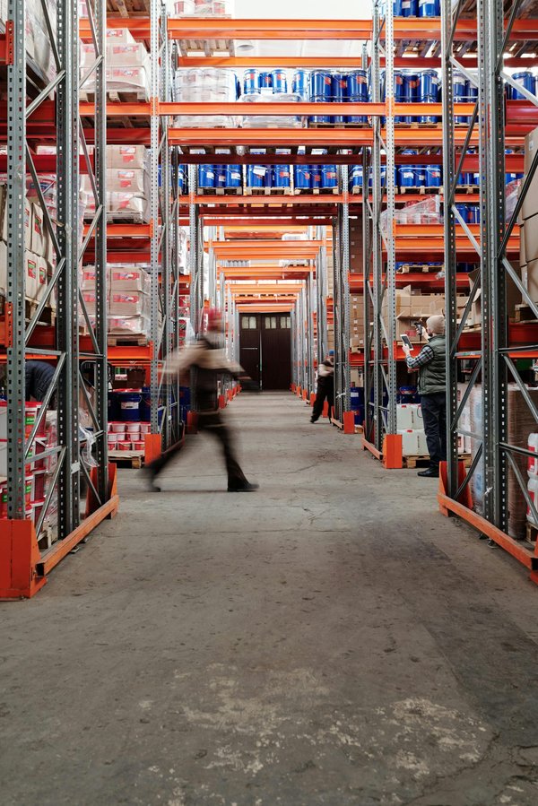 Maximisez votre espace avec des cantilevers d'occasion !